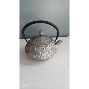 Silver Teapot with Black Handle Textured Bubble Design‎ Tea Pot Kettle